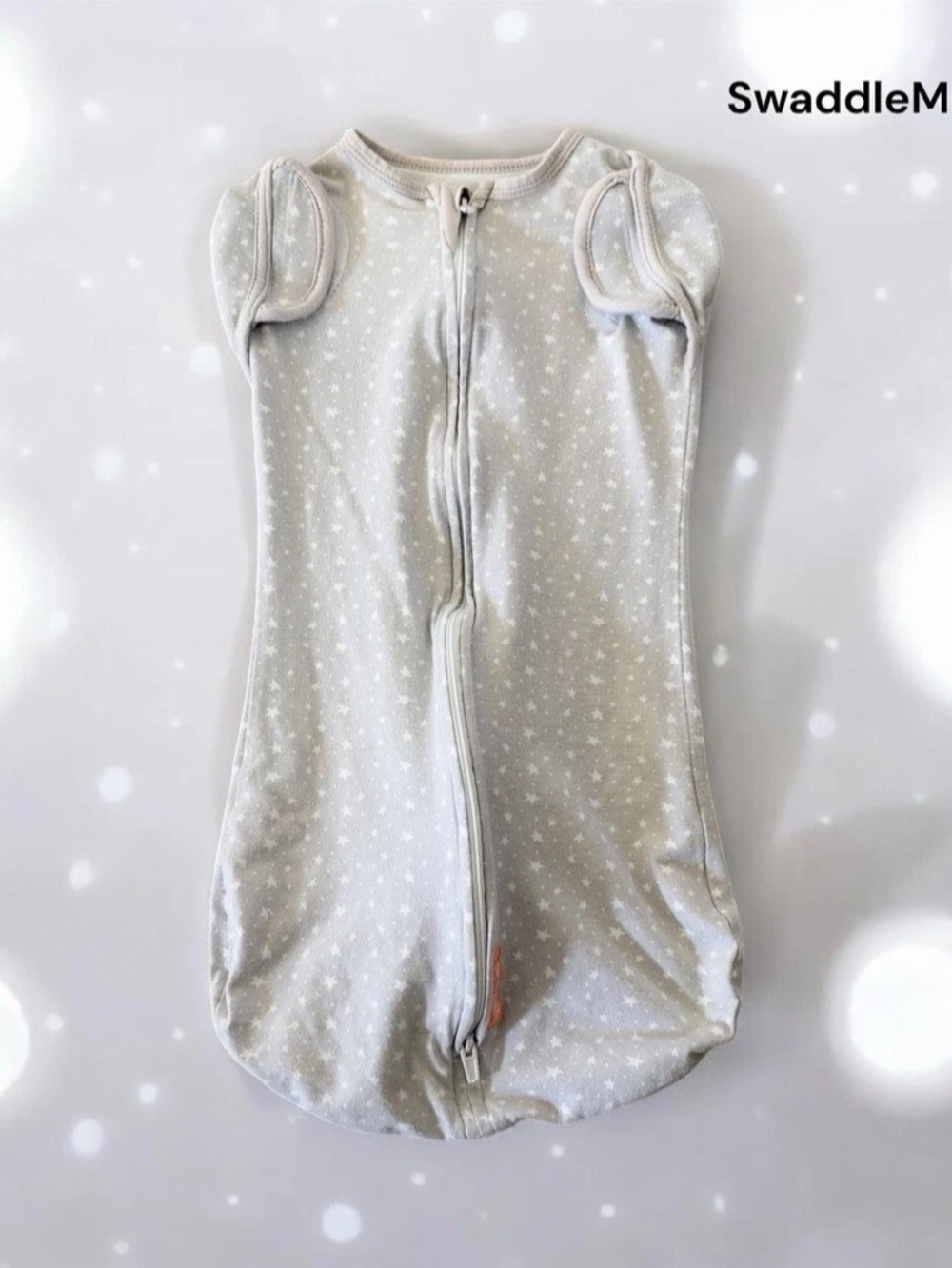 SwaddleMe Arms Free Convertible Swaddle Gray & White